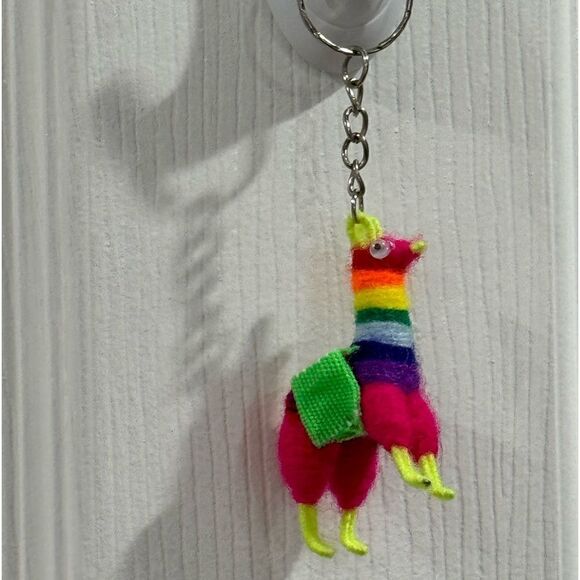 LLAMA KEYCHAIN HANDMADE IN PERU - Picture 2 of 2